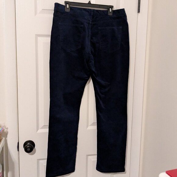 St. John's Bay straight leg corduroy pants size 16....NWT - Picture 5 of 9